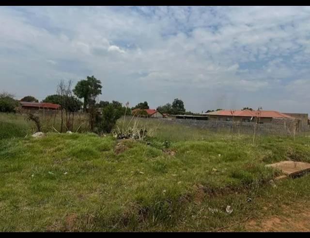 LAND FOR SALE IN WELGEDACHT